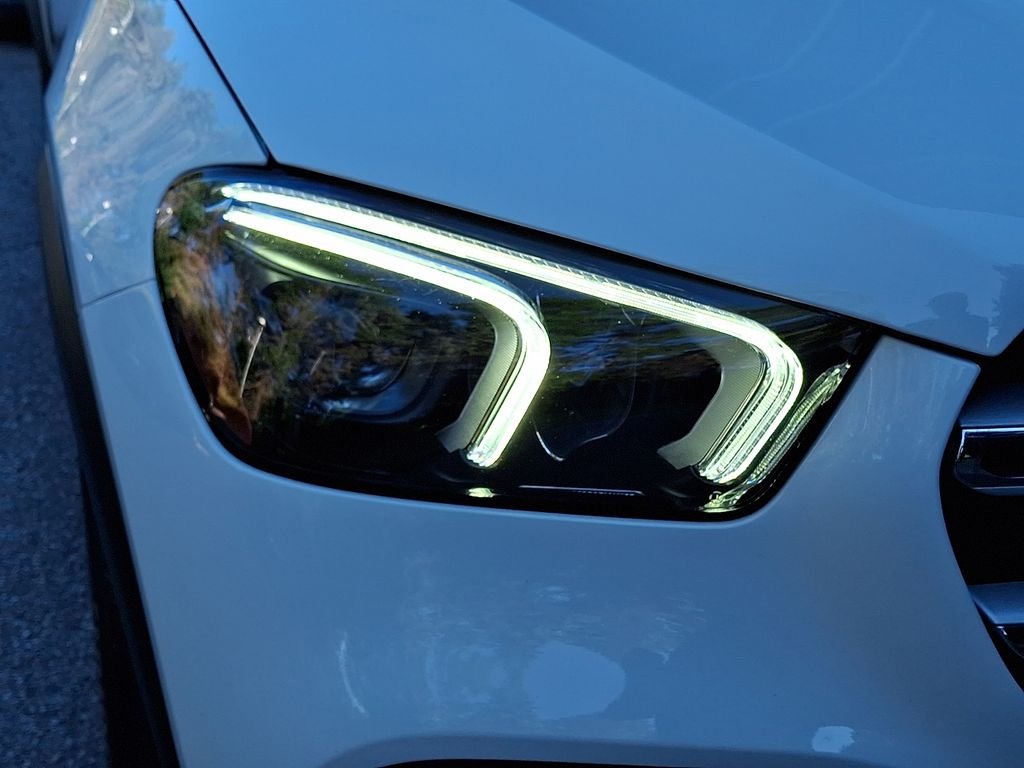 Used 2021 White Mercedes-Benz GLE 350 image 8