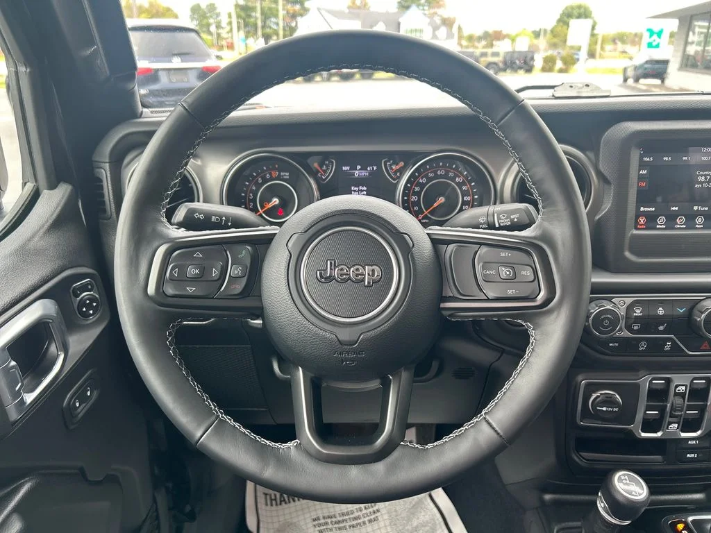 Used 2023 Black Jeep Sport image 16