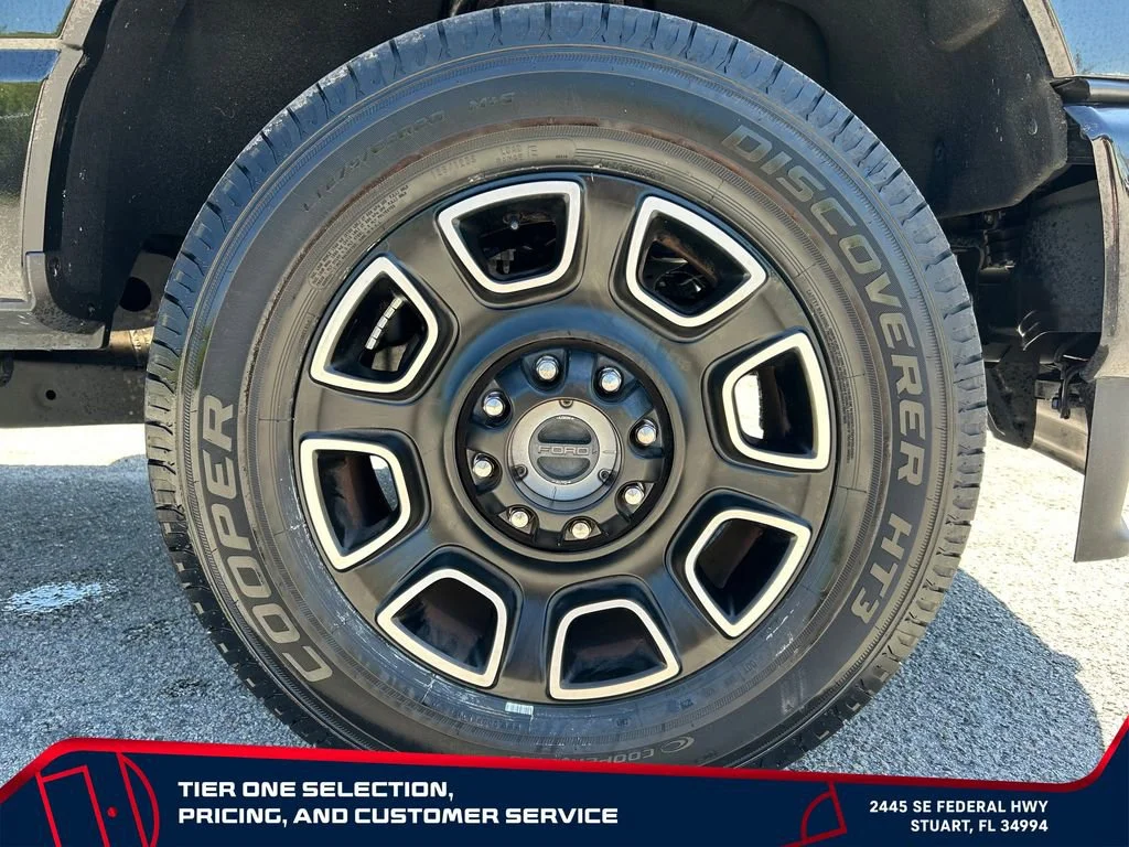 Used 2023 Black Ford Platinum image 23