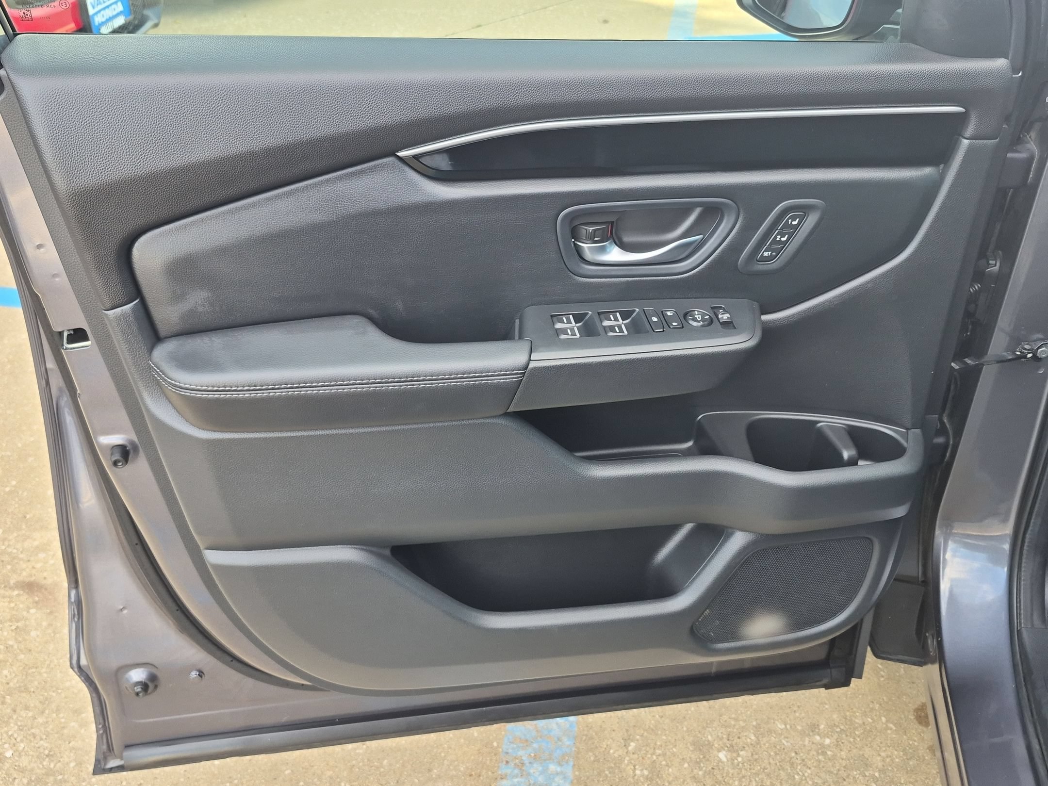 2024 Honda Pilot EX-L - Photo 12