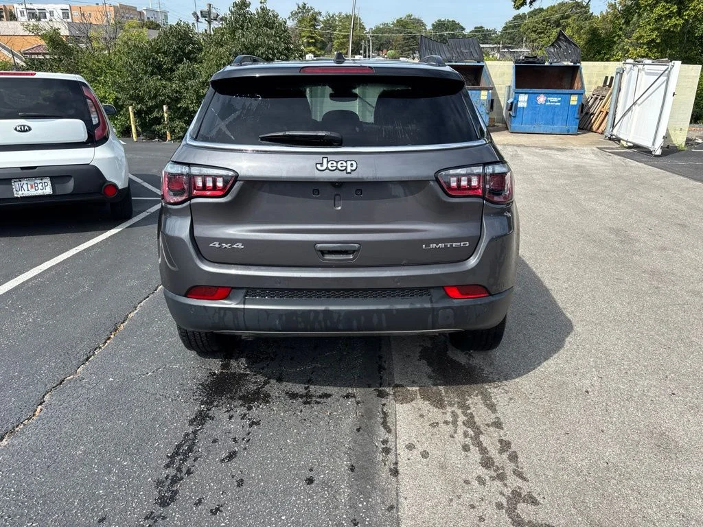 Used 2024 Baltic Gray Metallic Clearcoat Jeep Limited image 4