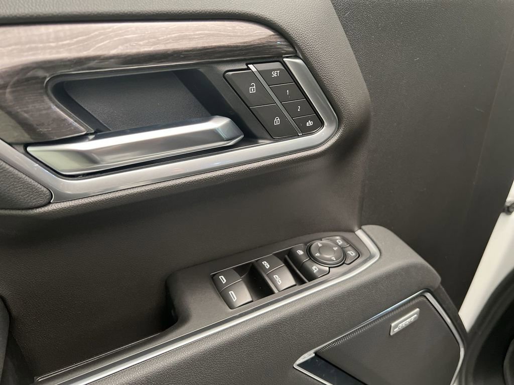 2026 Chevrolet Silverado 1500 LTZ - Photo 13