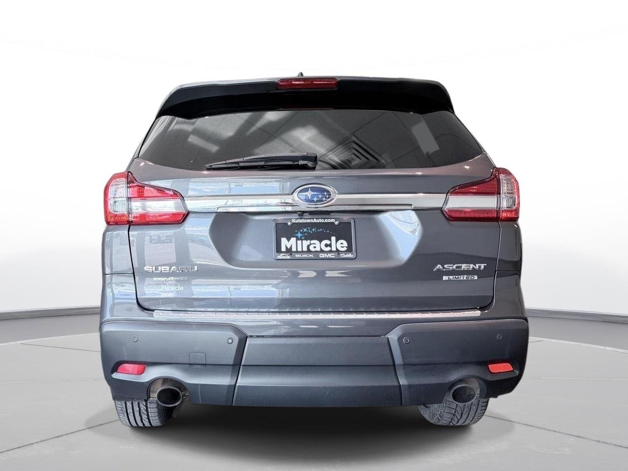 Used 2020 Magnetite Gray Metallic Subaru Limited image 13
