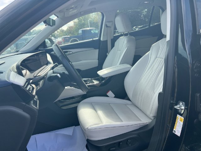 Used 2024 Black Buick Avenir image 16