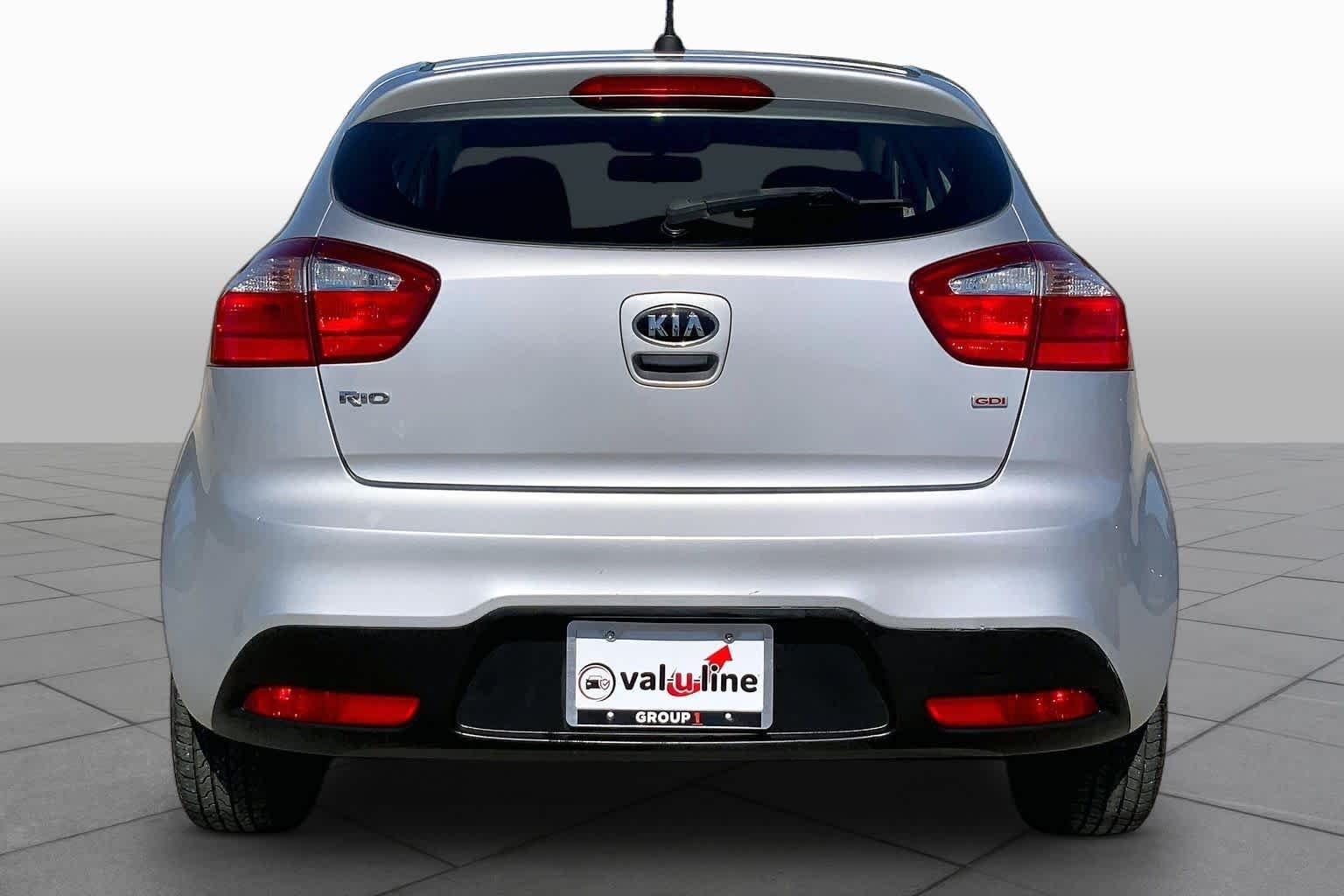 Used 2012 Bright Silver Kia LX image 5