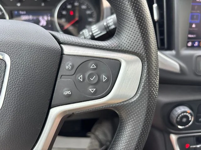 Used 2024 Summit White GMC SLE image 19