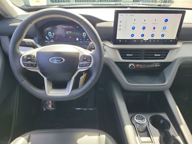 Used 2026 Vapor Blue Metallic Ford Active image 4