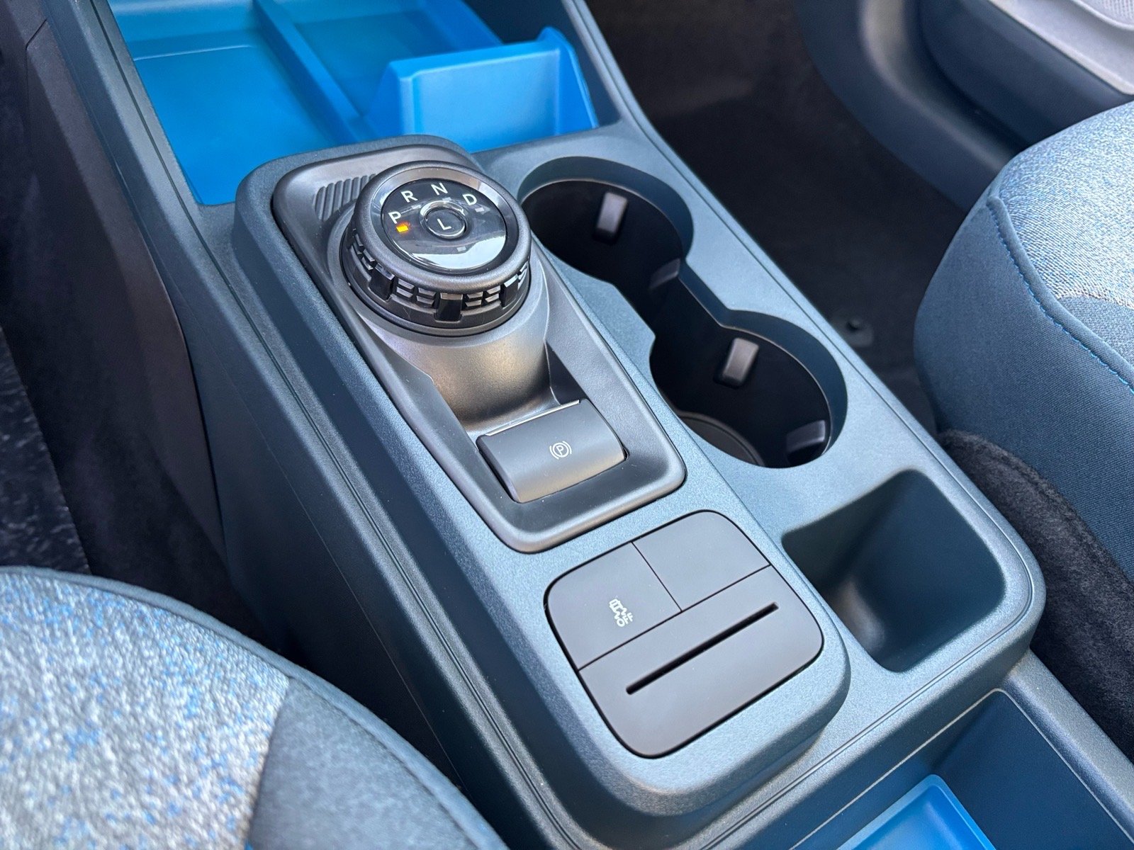 New 2026 Space White Metallic Ford XLT image 17