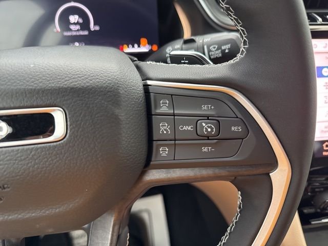 2025 Jeep Grand Cherokee Limited - Photo 37