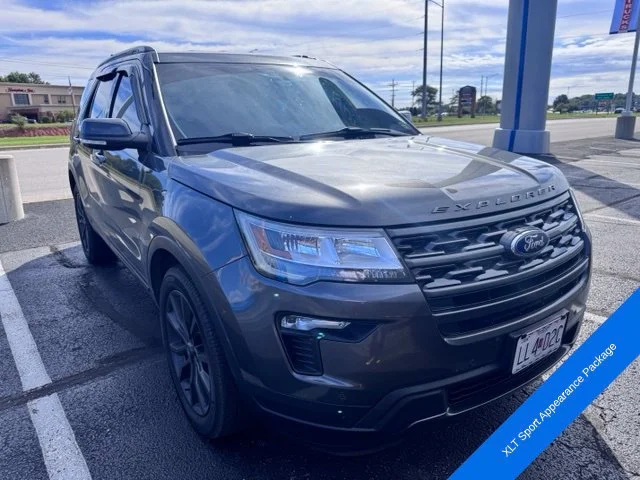 Used 2019 Magnetic Metallic Ford XLT image 7