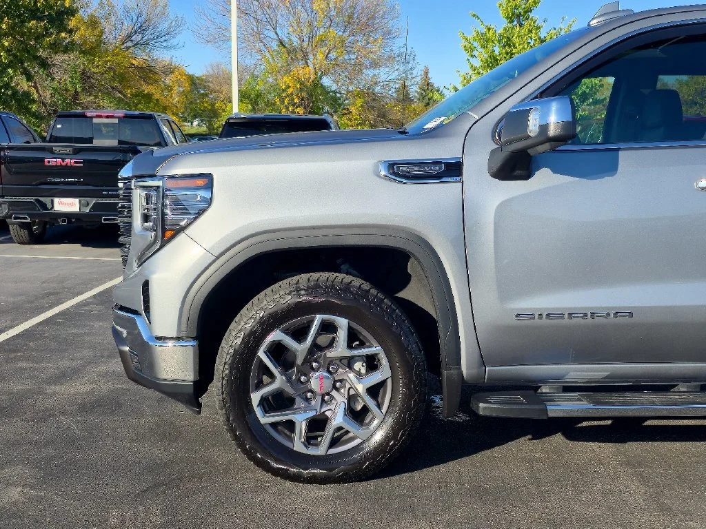 2026 GMC Sierra 1500 SLT - Photo 37