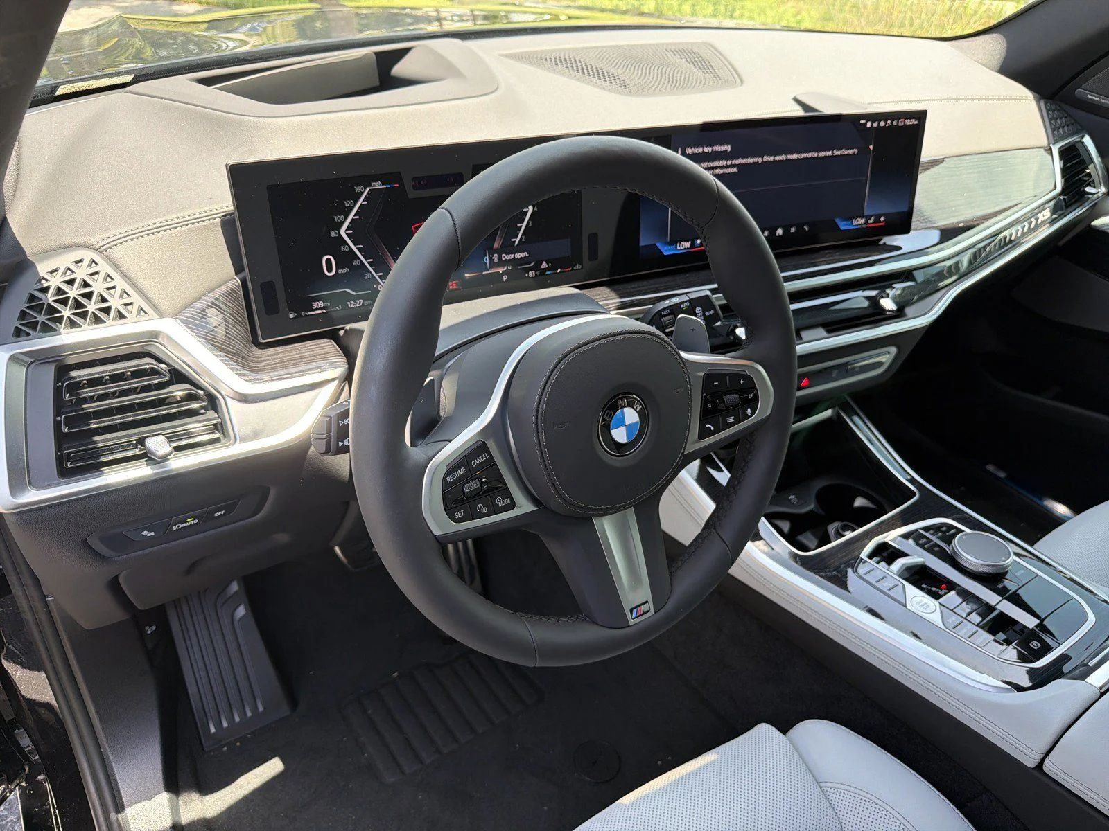 New 2026 Black Sapphire Metallic BMW sDrive40i image 23
