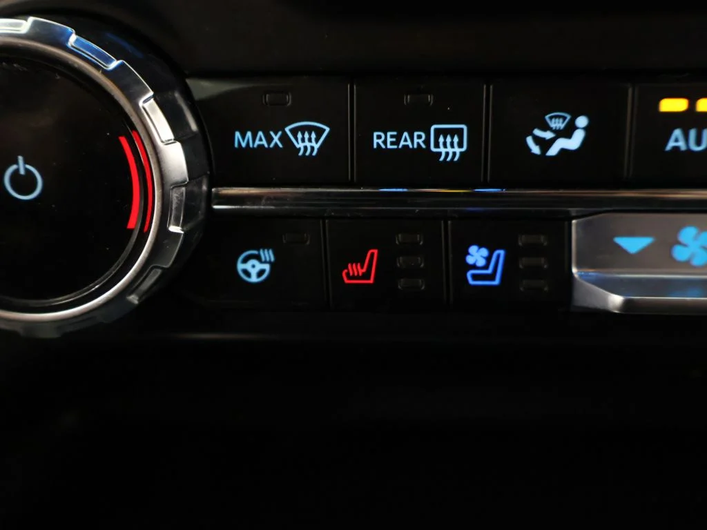 Used 2024 Agate Black Metallic Ford Lariat image 56