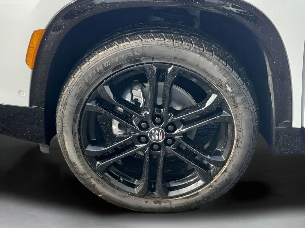 New 2026 Iridescent White Tricoat Buick Sport Touring image 17