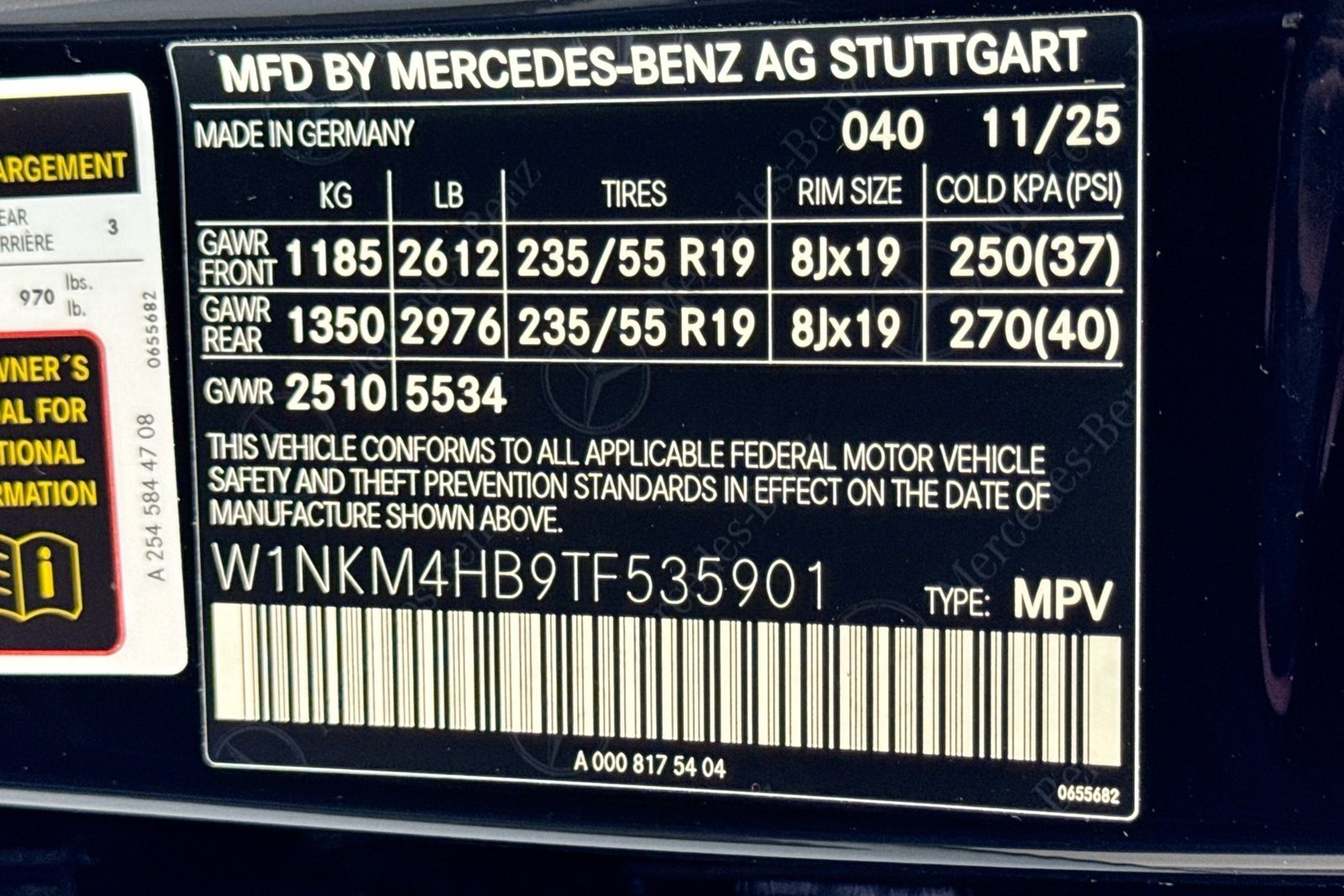 New 2026 Black Mercedes-Benz GLC 300 image 30