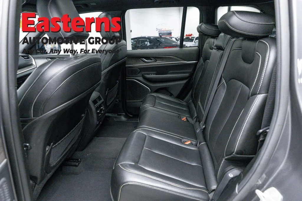 Used 2024 Gray Jeep 4xe image 25