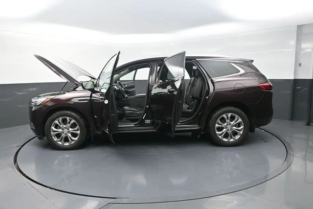 Used 2020 Red Buick Avenir image 42