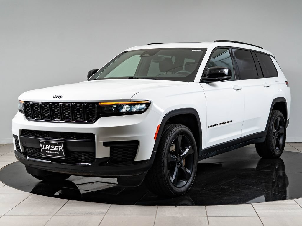 Used 2023 Bright White Clearcoat Jeep Altitude image 1
