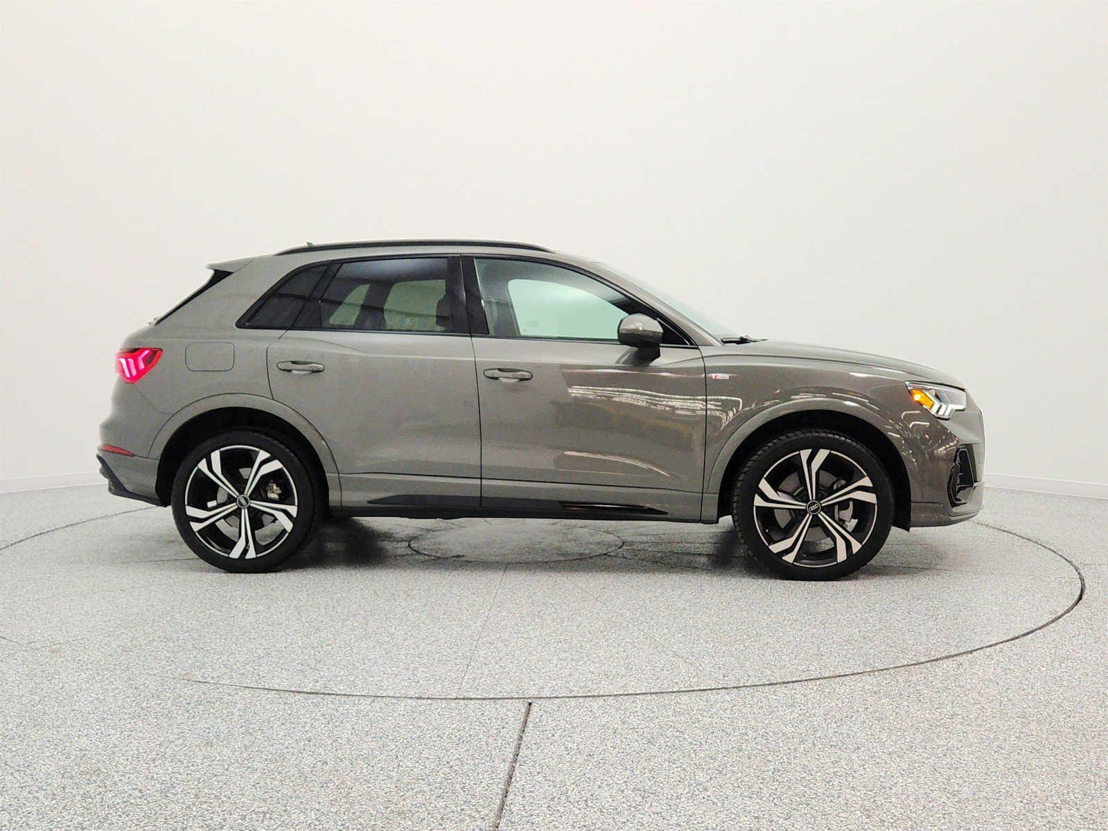 Used 2023 Chronos Gray Metallic Audi S line Premium Plus image 4