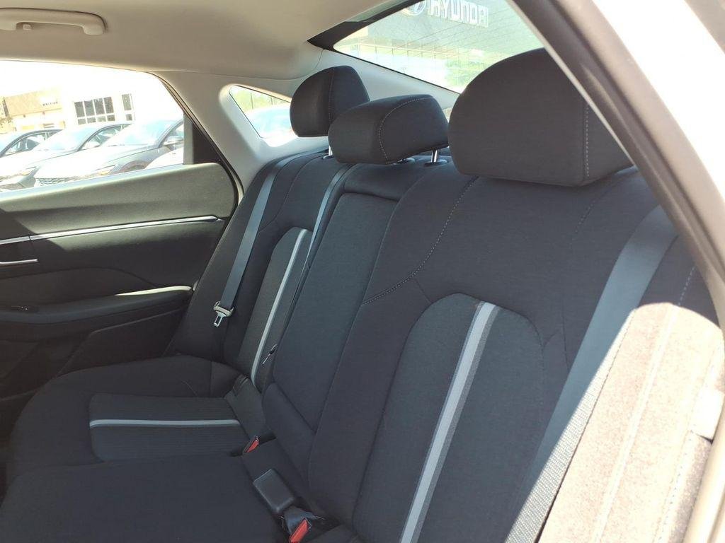 New 2026 White Hyundai SEL Sport image 12