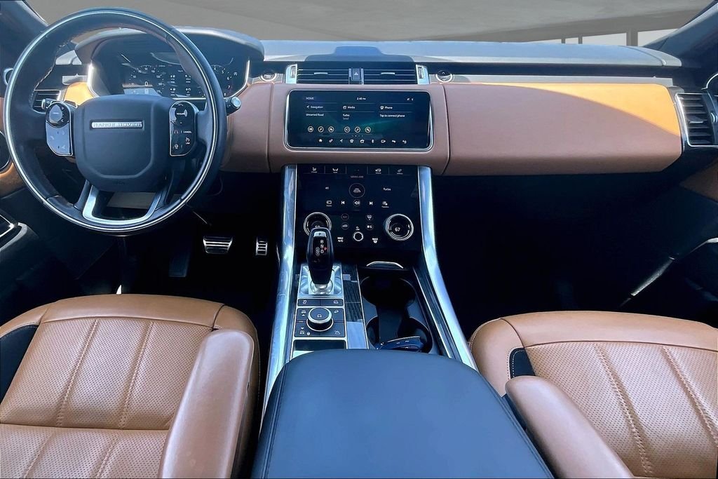 Used 2022 Blue Land Rover HSE Dynamic image 14