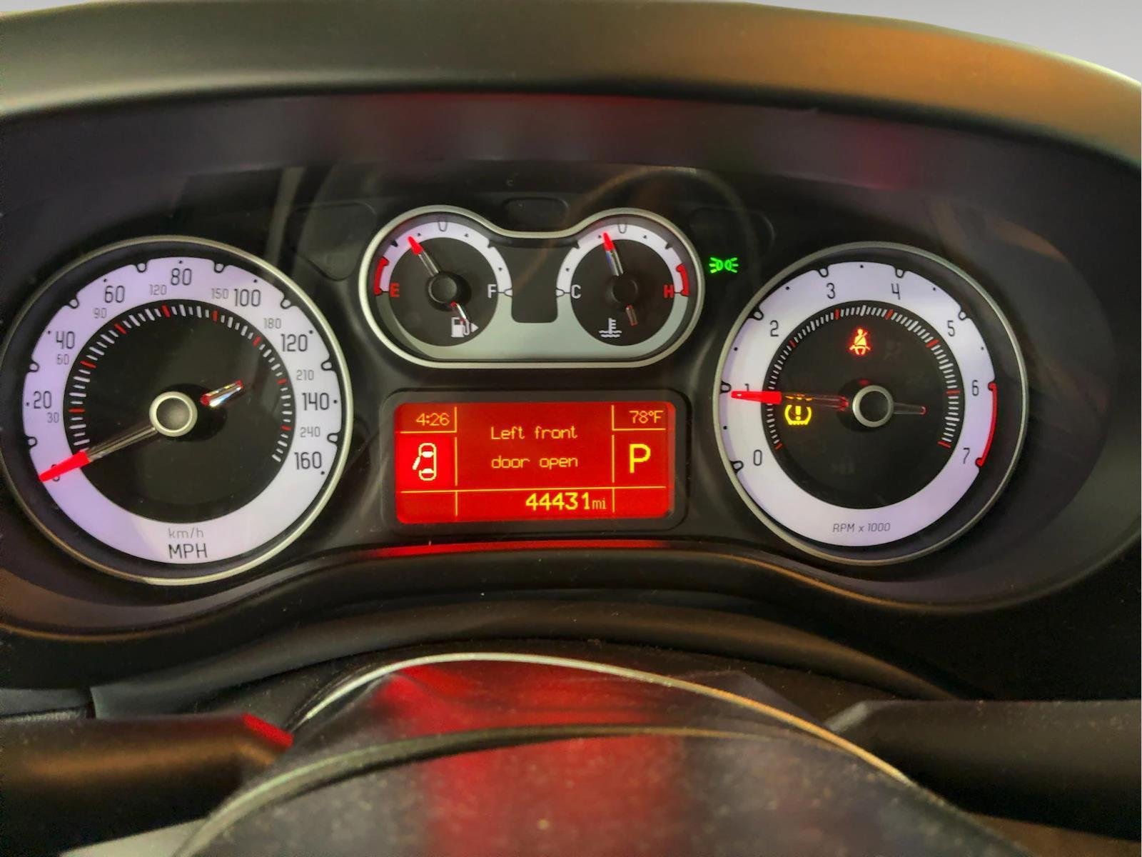 Used 2014 FIAT 500L Lounge with VIN ZFBCFACH8EZ029626 for sale in Kansas City