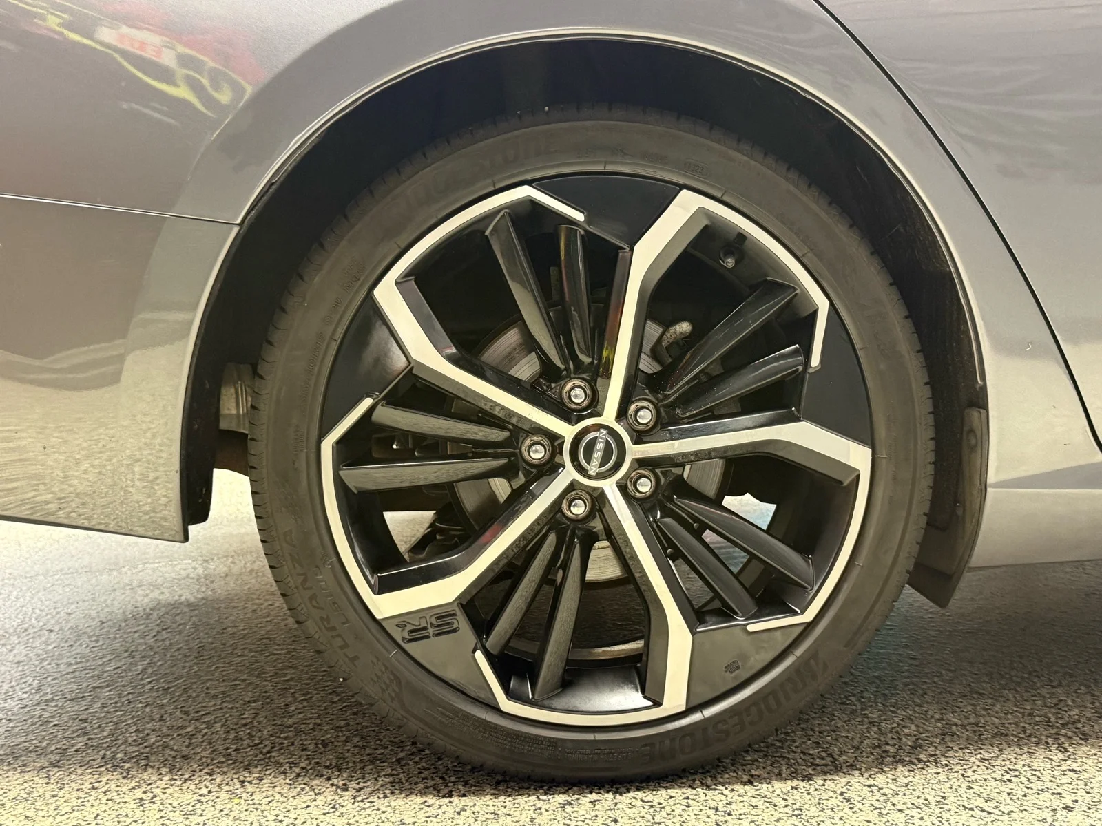 Used 2024 Gun Metallic (kad) Nissan 2.5 SR image 29