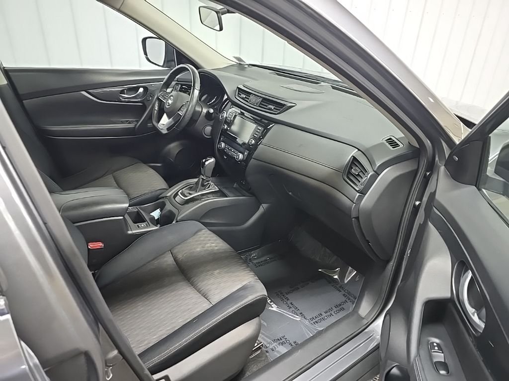 Used 2018 Gray Nissan SV image 17