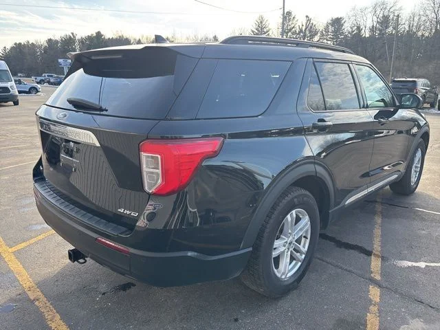 2022 Ford Explorer XLT - Photo 8