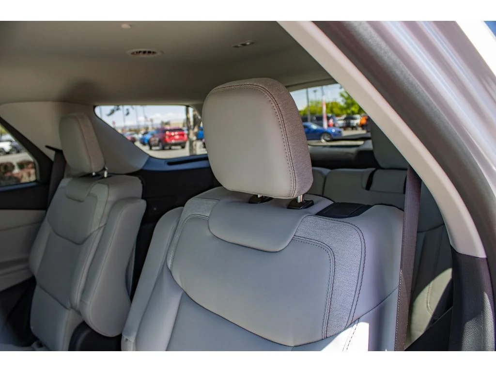 New 2026 SPACE WHITE METALLIC Ford Active w/200A Pkg image 20