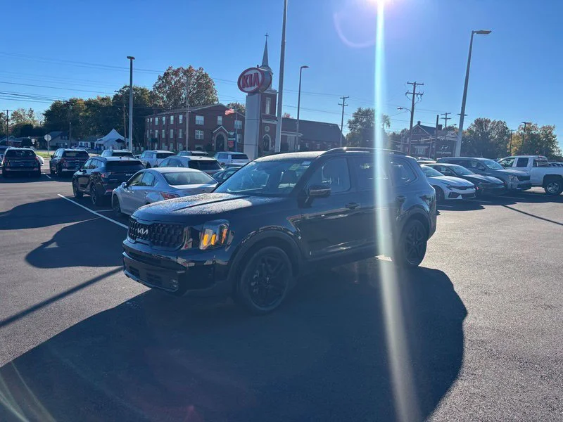 Used 2024 Black Kia SX-Prestige X-Line image 3