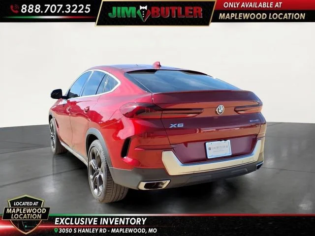 Used 2021  BMW xDrive40i image 2