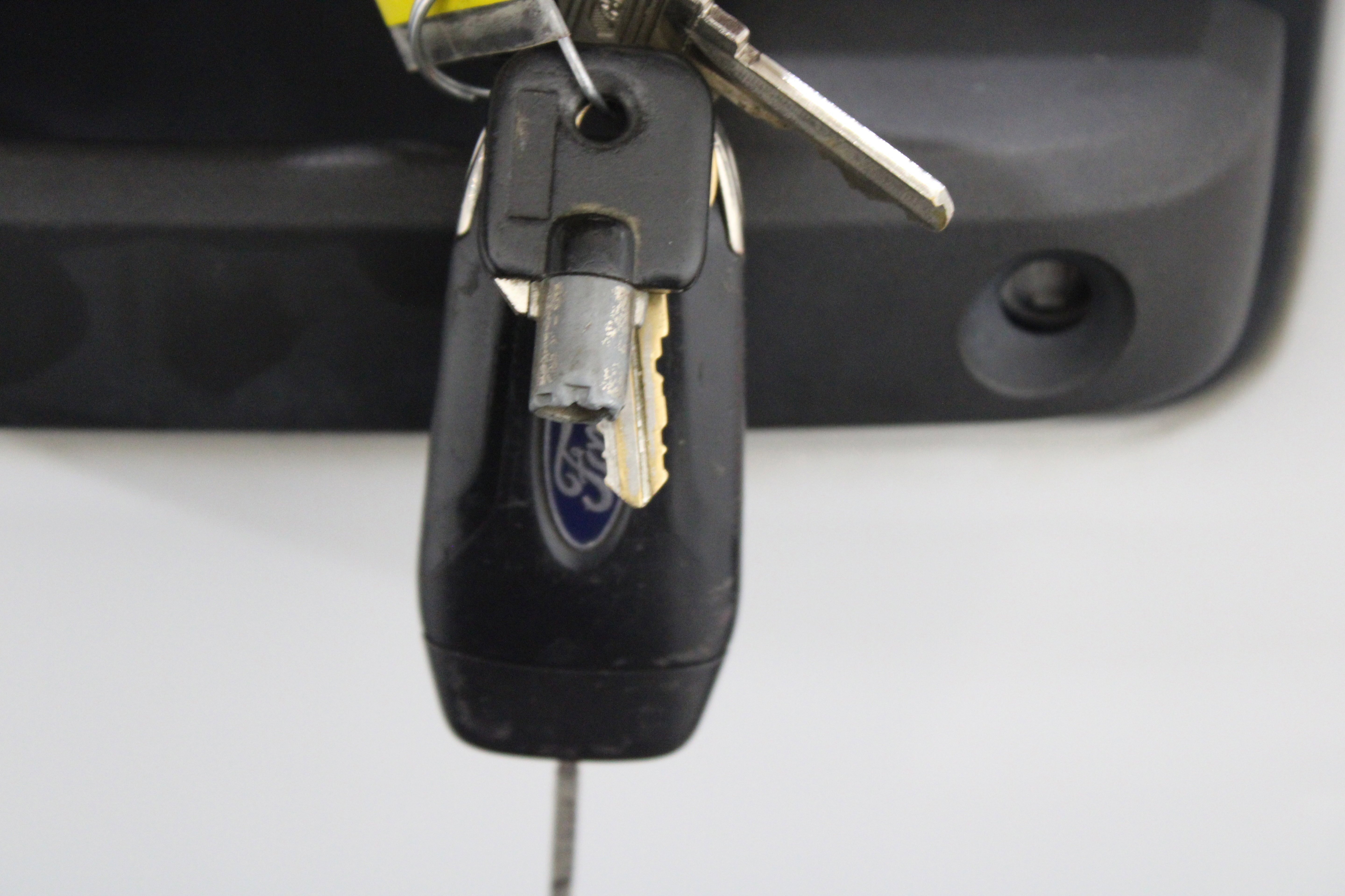 2020 Ford F-350 Super Duty Chassis Cab XL - Photo 16