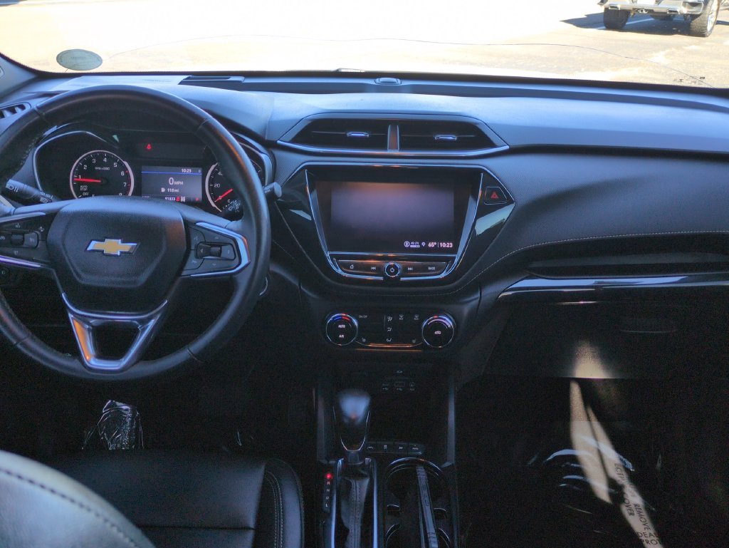 Used 2021 SUMMIT WHITE Chevrolet ACTIV image 12
