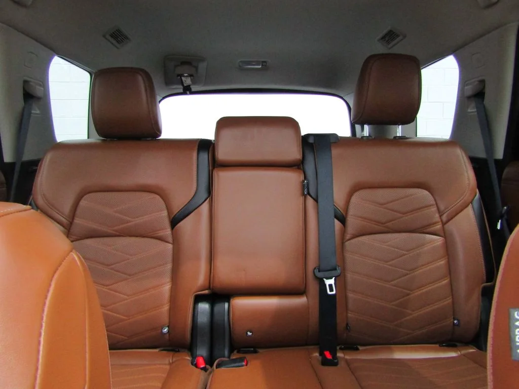 Used 2025 Obsidian Green Pearl Nissan Platinum image 20