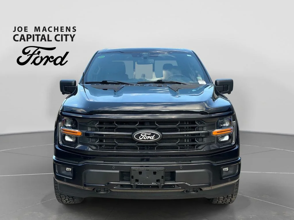 Used 2025 Black Ford XLT image 10