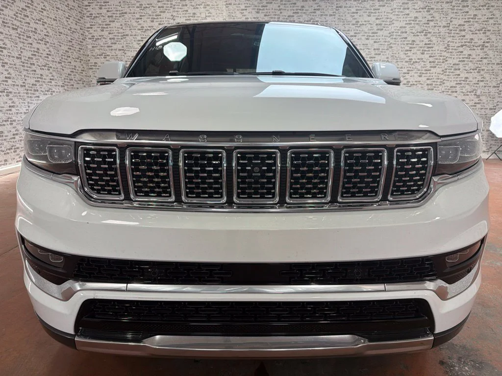 Used 2022 Bright White Clearcoat Jeep Series II image 2