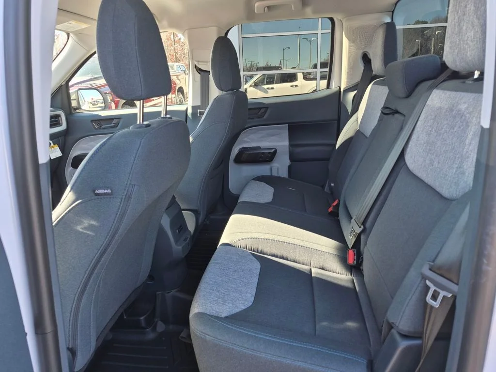 Used 2025 White Ford XLT image 13