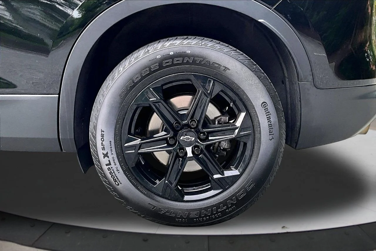 Used 2023 Black Chevrolet LT image 32
