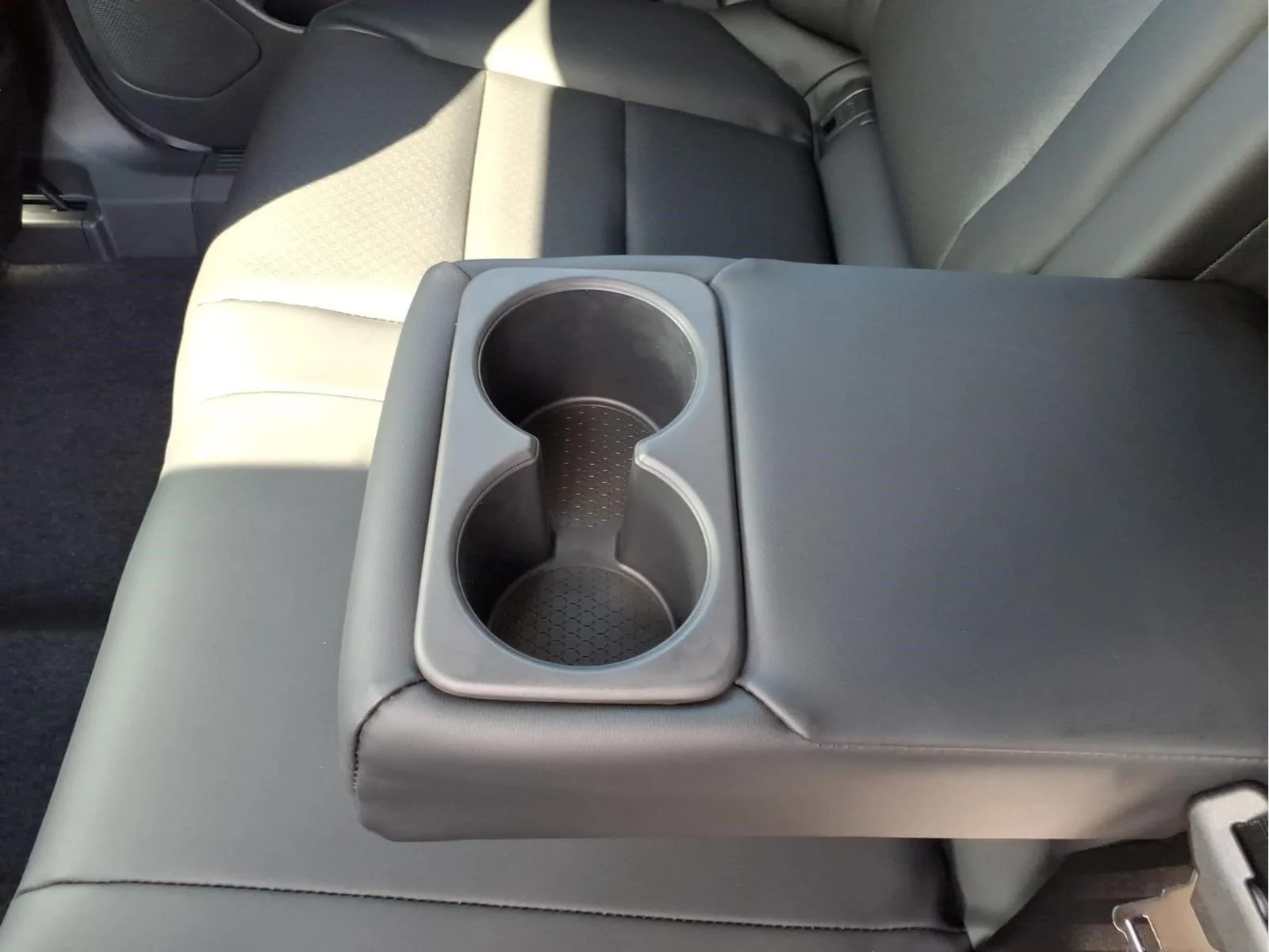 New 2026 Everest White Pearl TriCoat Nissan Dark Armor™ image 9