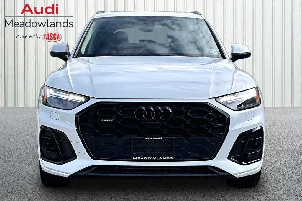 Used 2023 White Audi 45 S line Prestige image 2