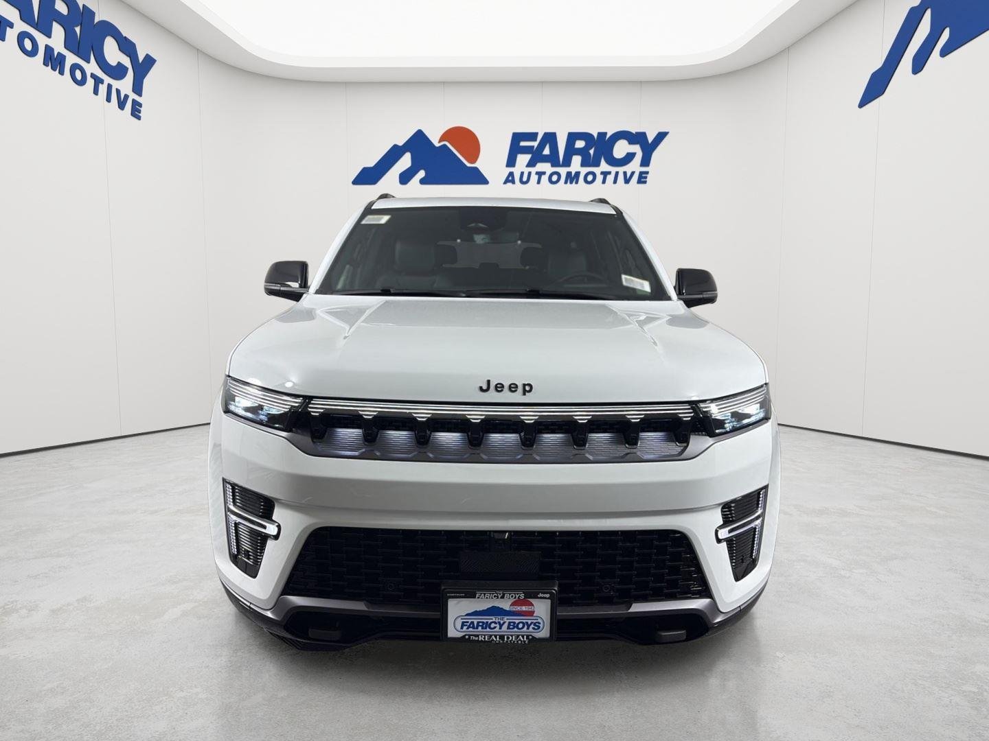 New 2026 Bright White Clear-Coat Exterior Paint Jeep Limited Reserve image 3