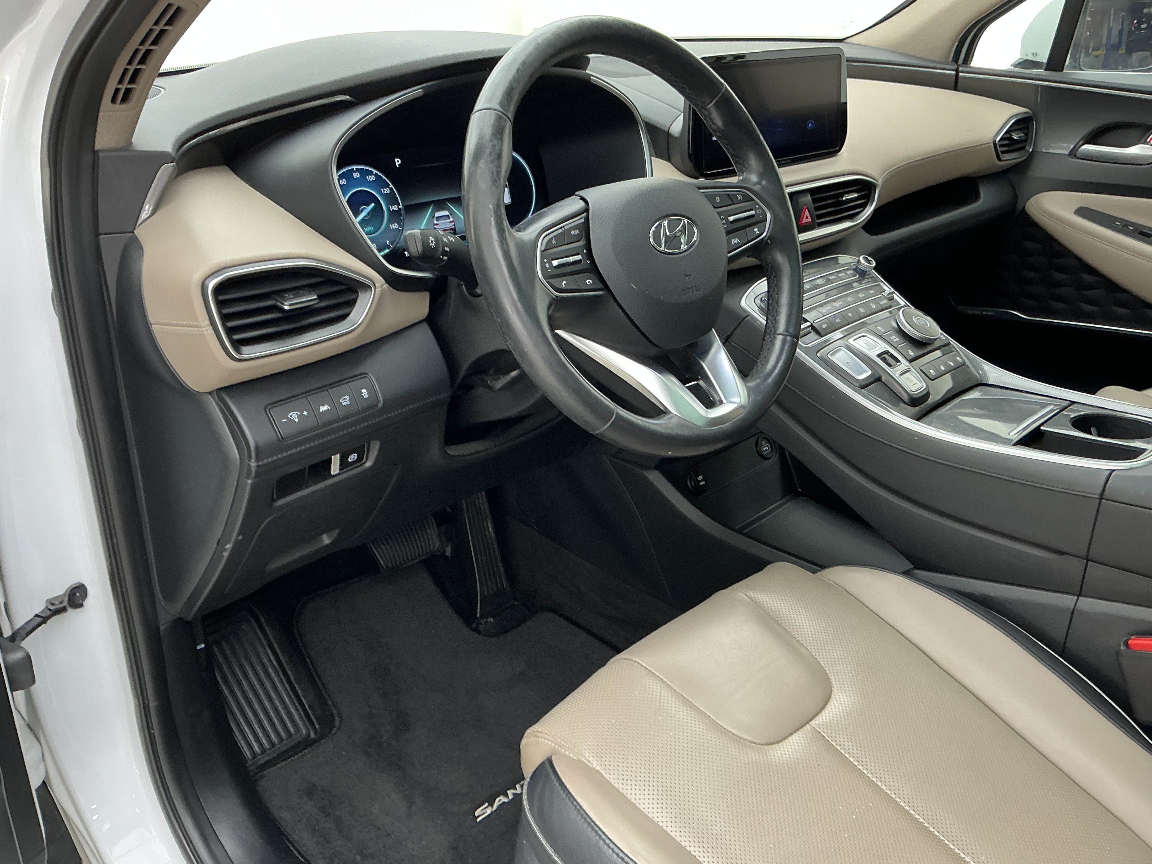 Used 2021 Quartz White Hyundai Limited image 16