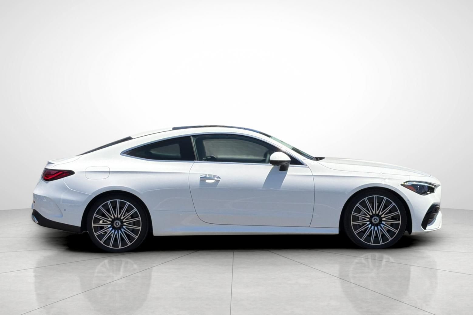 New 2026 Polar White Mercedes-Benz CLE 450 image 33