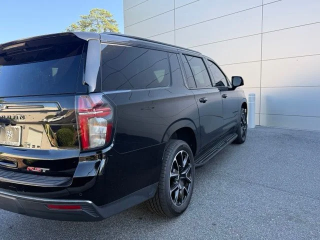 Used 2022 Black Chevrolet RST image 10