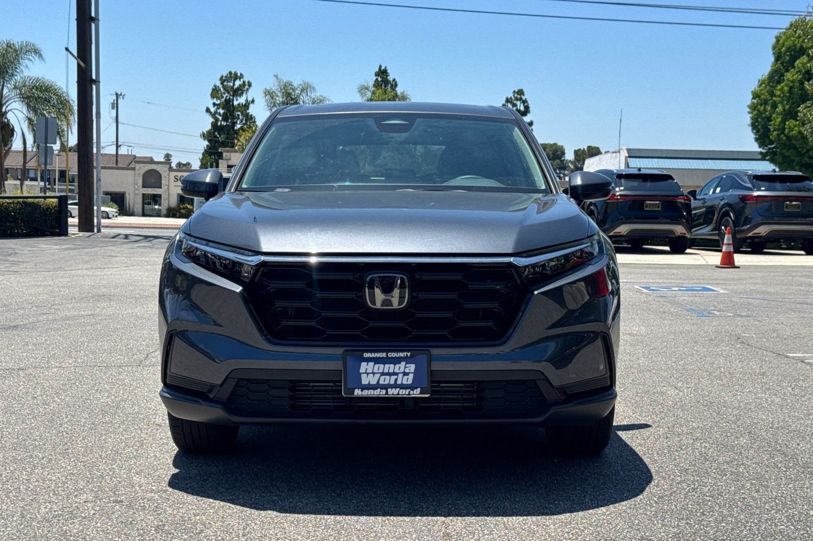 Certified Used 2025 Solar Silver Metallic Honda EX image 3