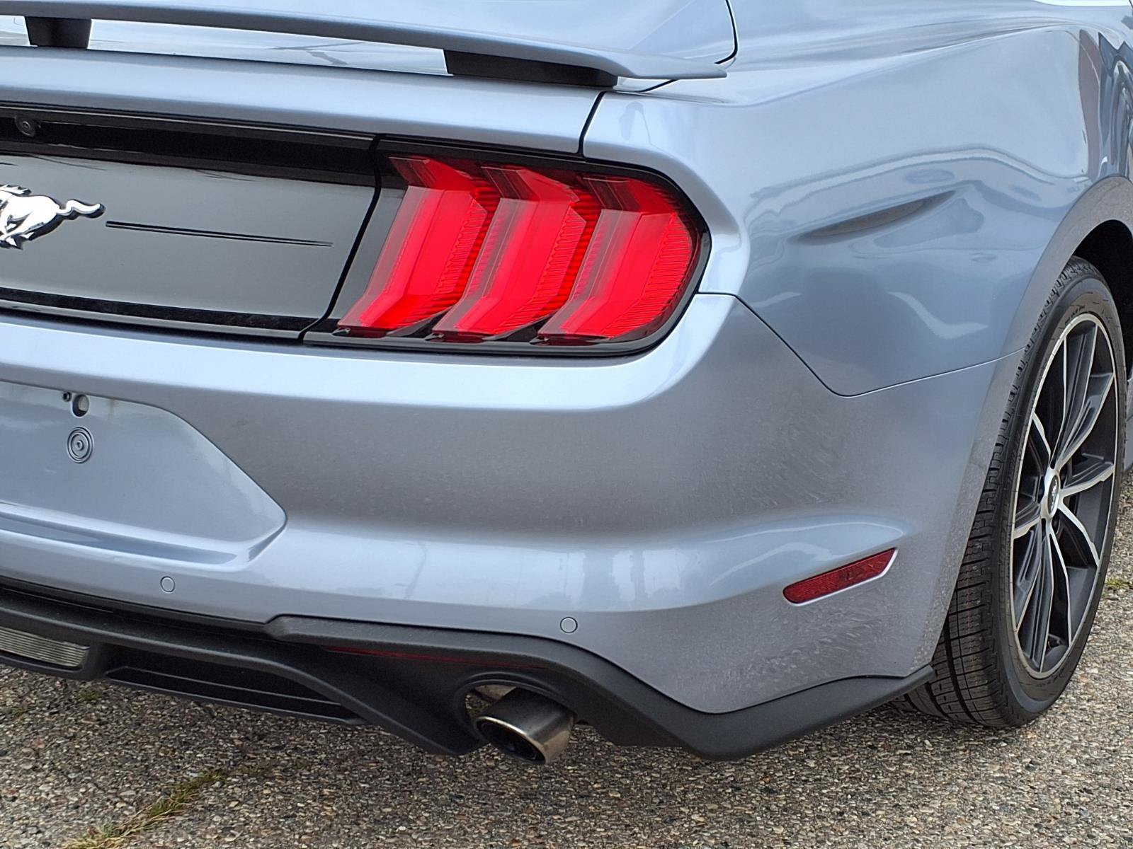 Used 2022 Brittany Blue Metallic Ford EcoBoost Premium image 23
