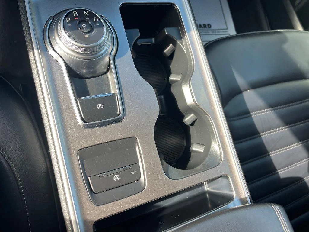 2024 Ford Edge SEL - Photo 16