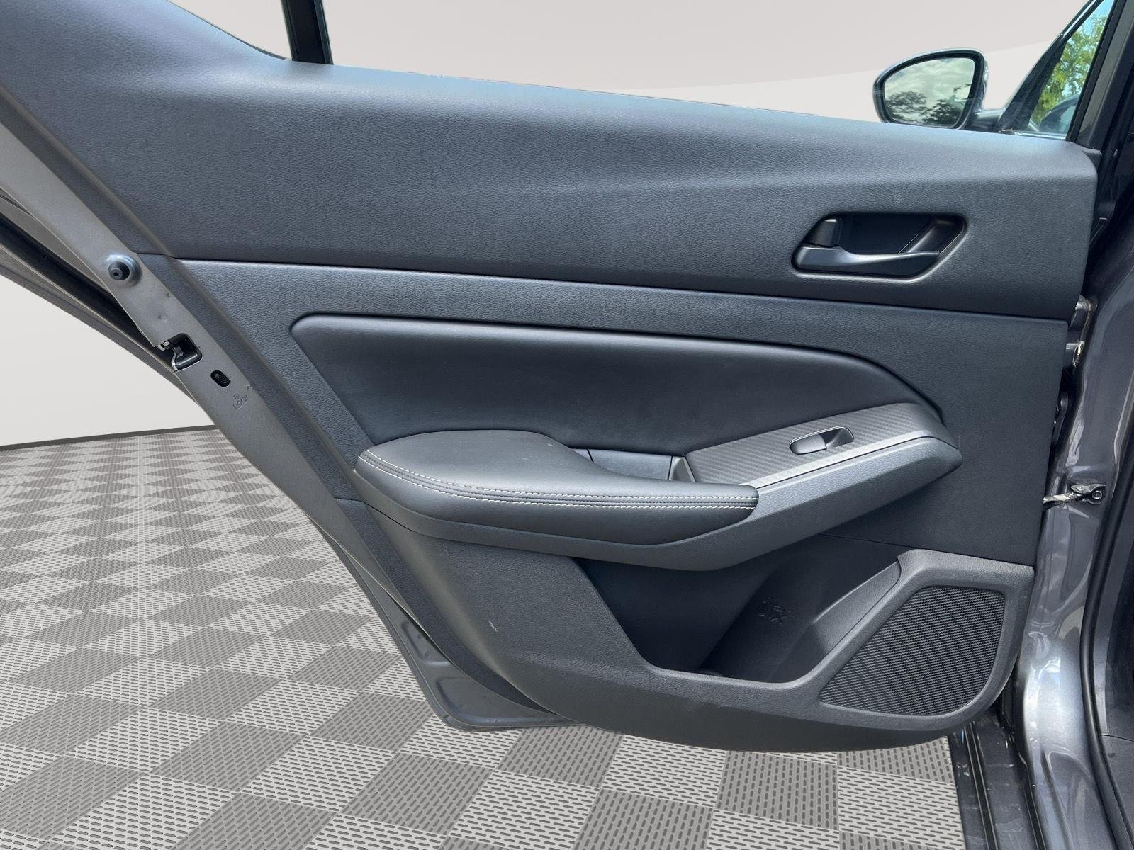 Used 2024 Gun Metallic Nissan 2.5 SV image 11