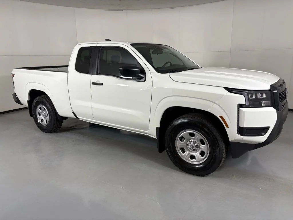New 2026 Glacier White Nissan King Cab® S image 8